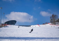 【冬嬉冰雪】暢滑萬峰通化滑雪度假區！