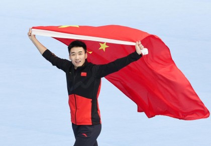 時隔八年，兩代中國冬奧速滑冠軍這樣完成“交接”