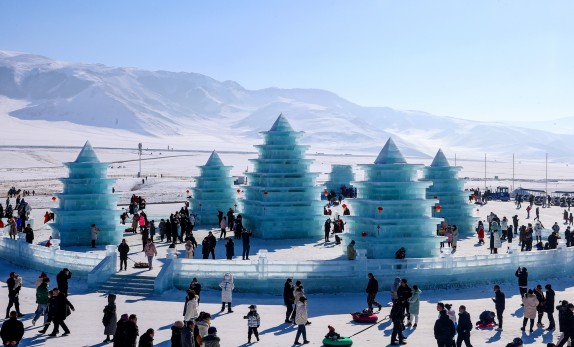新疆吉林手拉手，雙手“捂”熱冷資源